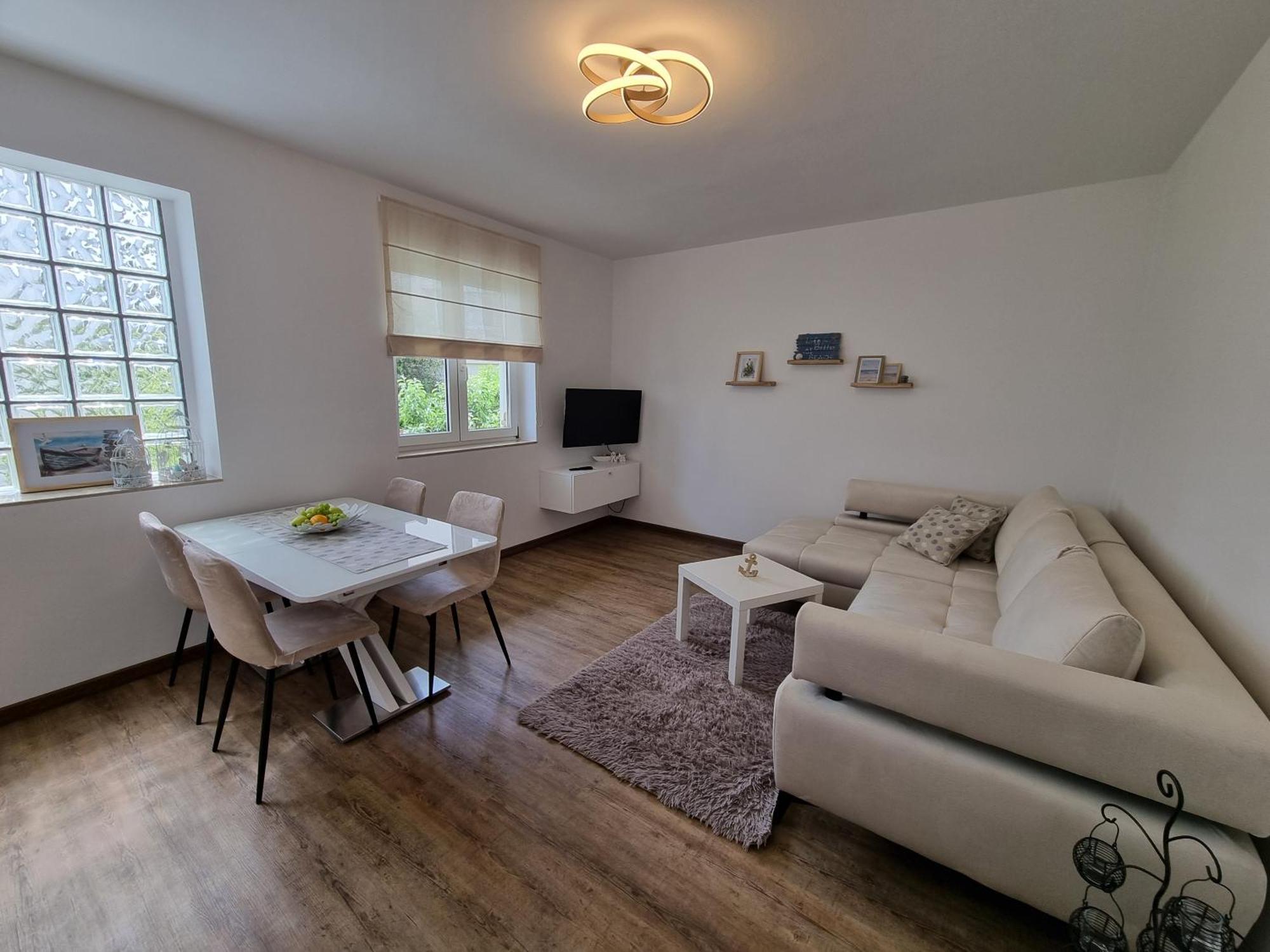 Apartment Lucka Rab Town Bagian luar foto
