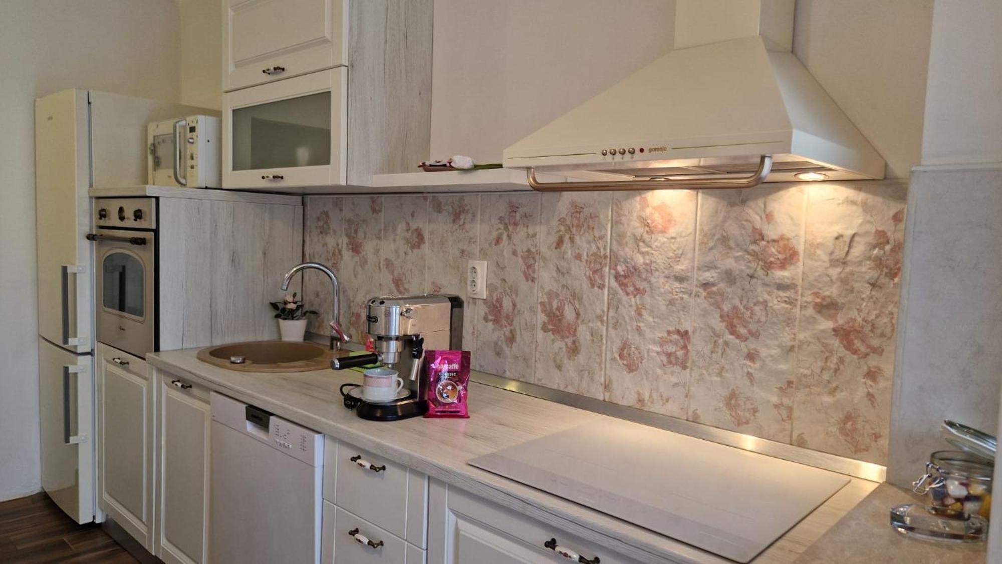 Apartment Lucka Rab Town Bagian luar foto